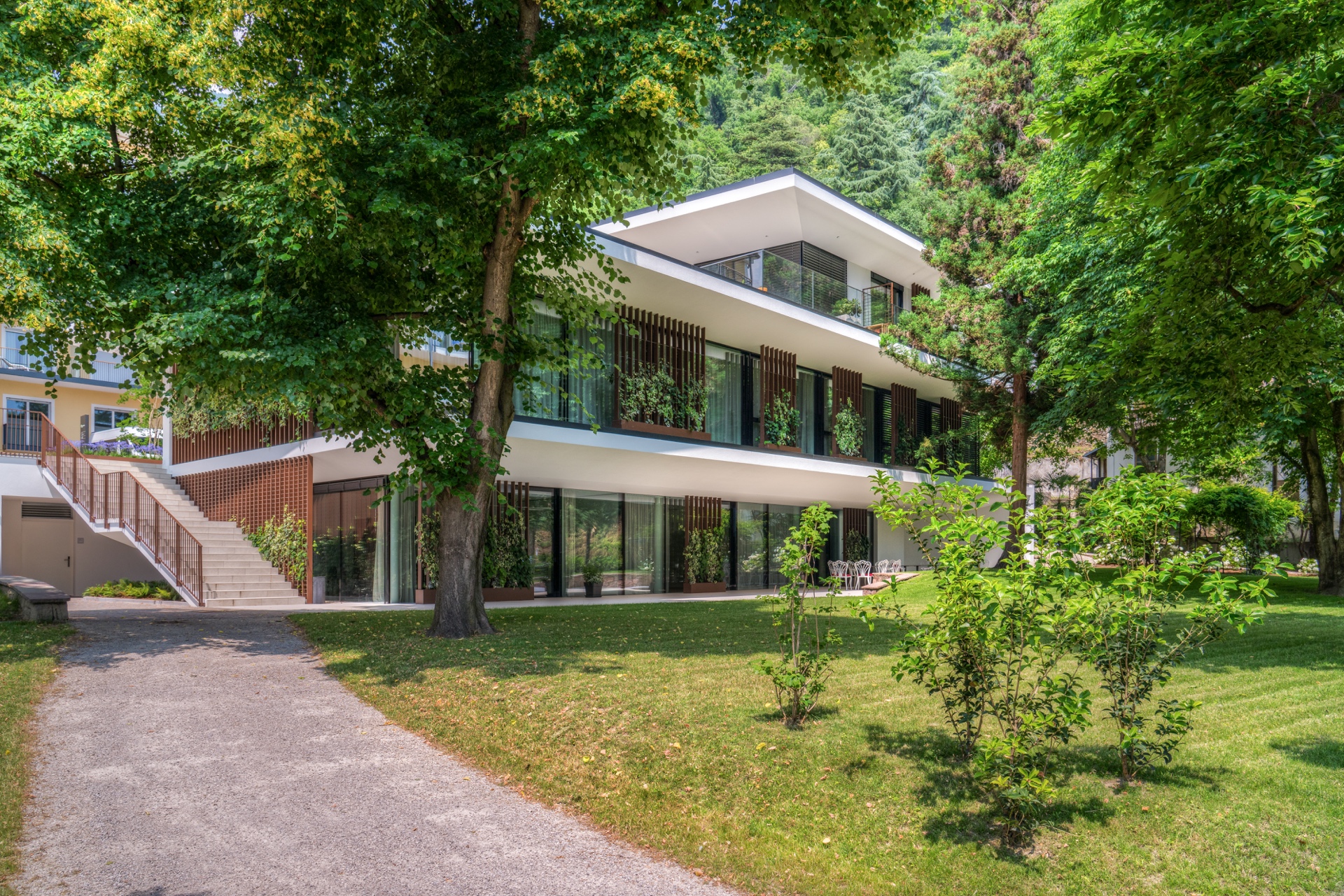 Casa con giardino